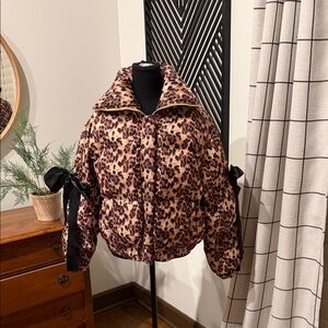 TCEC Leopard Print Puffer Jacket with satin bows large